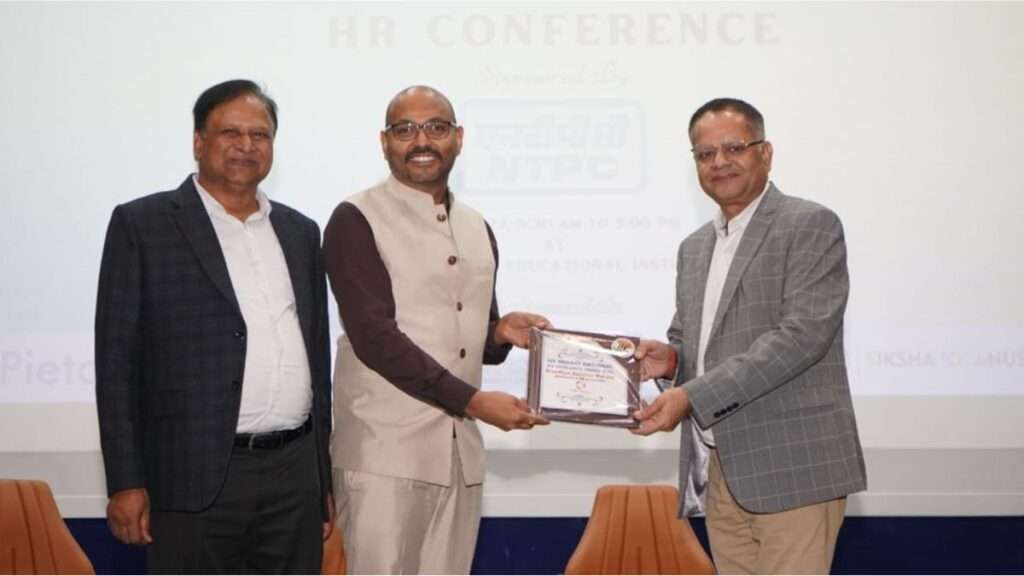 Proeffico Wins “Excellence in HR Innovation” Award at HR Bharat National Conference 2023